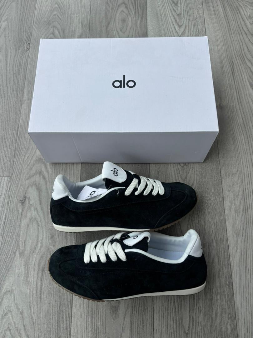 Alo Yoga Sunset Sneakers
